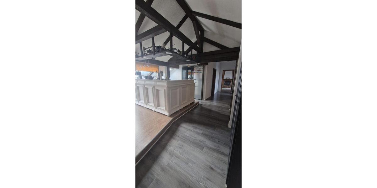 Dachgeschoßwohnung Wuppertal Brill - 3 Zimmer, 107 m&sup2;, 310.000&euro; | Angebot:25638273