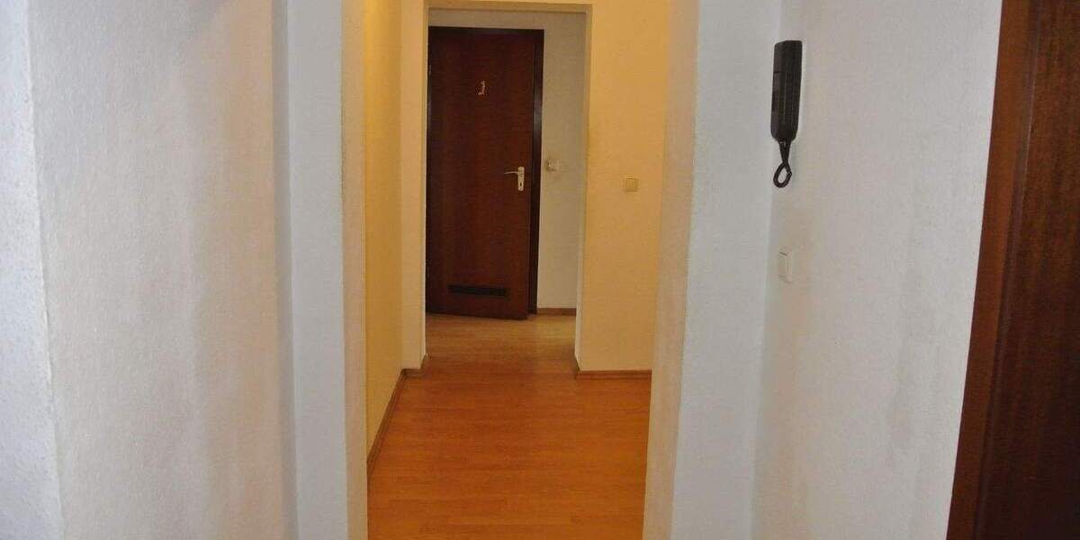 Etagenwohnung Mülheim an der Ruhr Mitte-Ost - 3 Zimmer, 98 m&sup2;, 650&euro; | Angebot:26190093