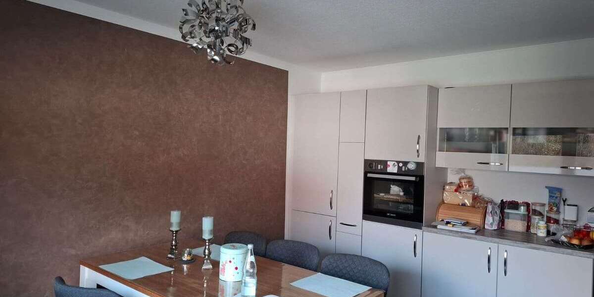 Etagenwohnung Essen (Katernberg) Stadtbezirk VI - 5 Zimmer, 110 m&sup2;, 298.000&euro; | Angebot:26176464