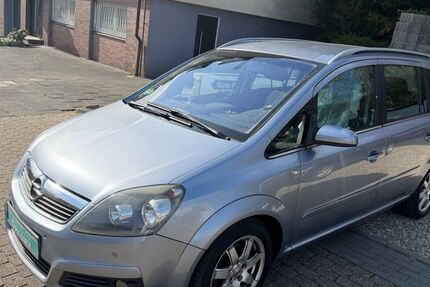 Opel Zafira 250.000 km 1.499 &euro; Essen 45147