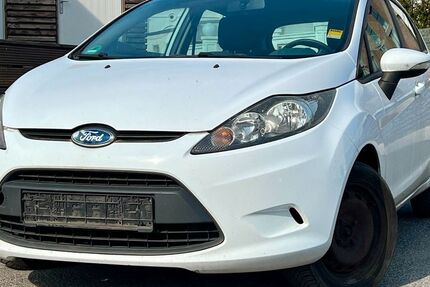 Ford Fiesta 196.044 km 800 &euro; Gelsenkirchen 45884