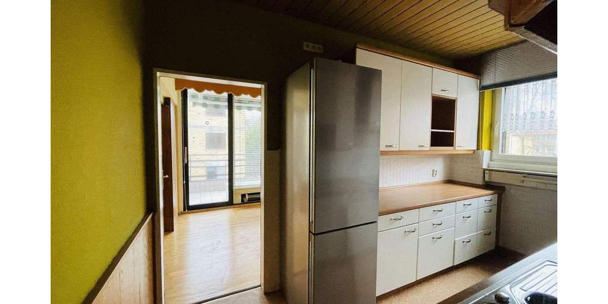 Etagenwohnung Düsseldorf Eller - 3 Zimmer, 90 m&sup2;, 329.000&euro; | Angebot:25738217