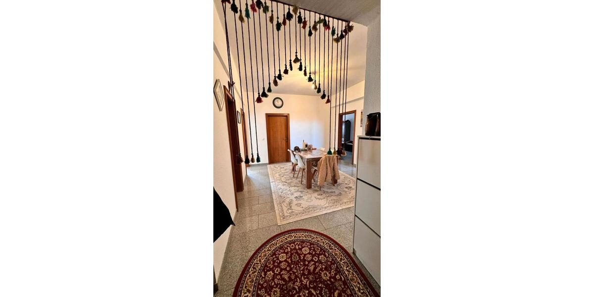 Etagenwohnung Essen Stadtkern - 3 Zimmer, 134 m&sup2;, 1.230&euro; | Angebot:25853085