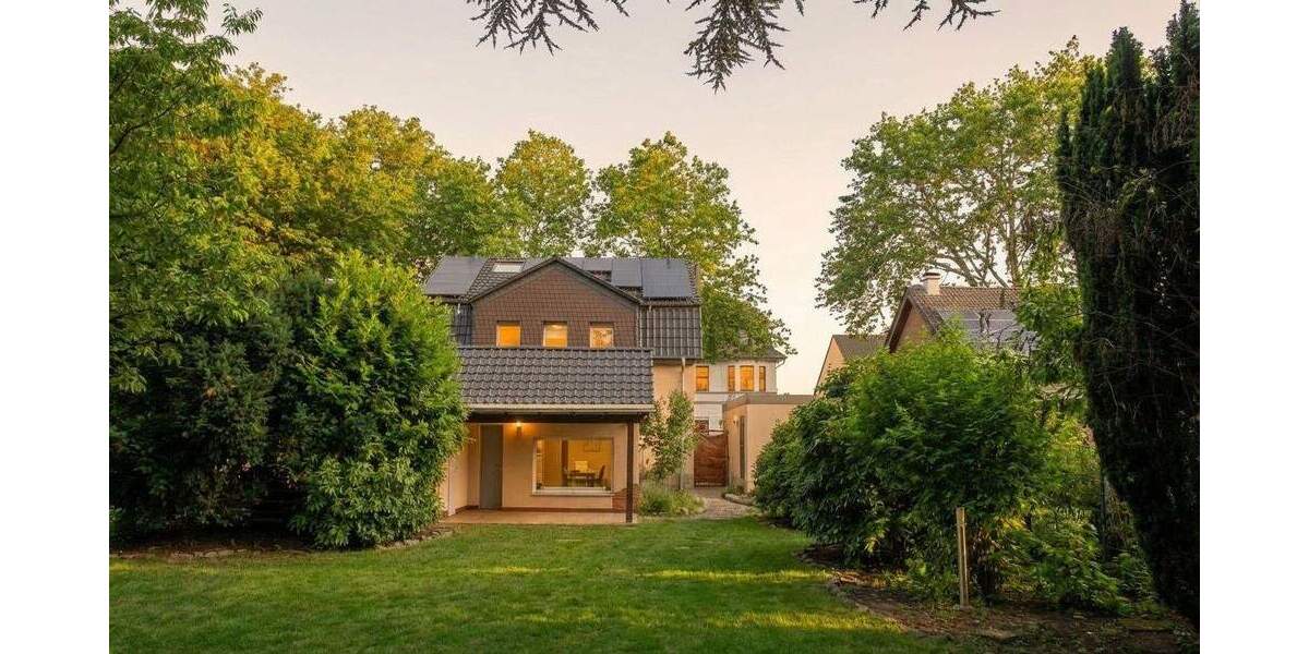 Einfamilienhaus Bottrop Eigen - 8 Zimmer, 162 m&sup2;, 588.000&euro; | Angebot:25696619