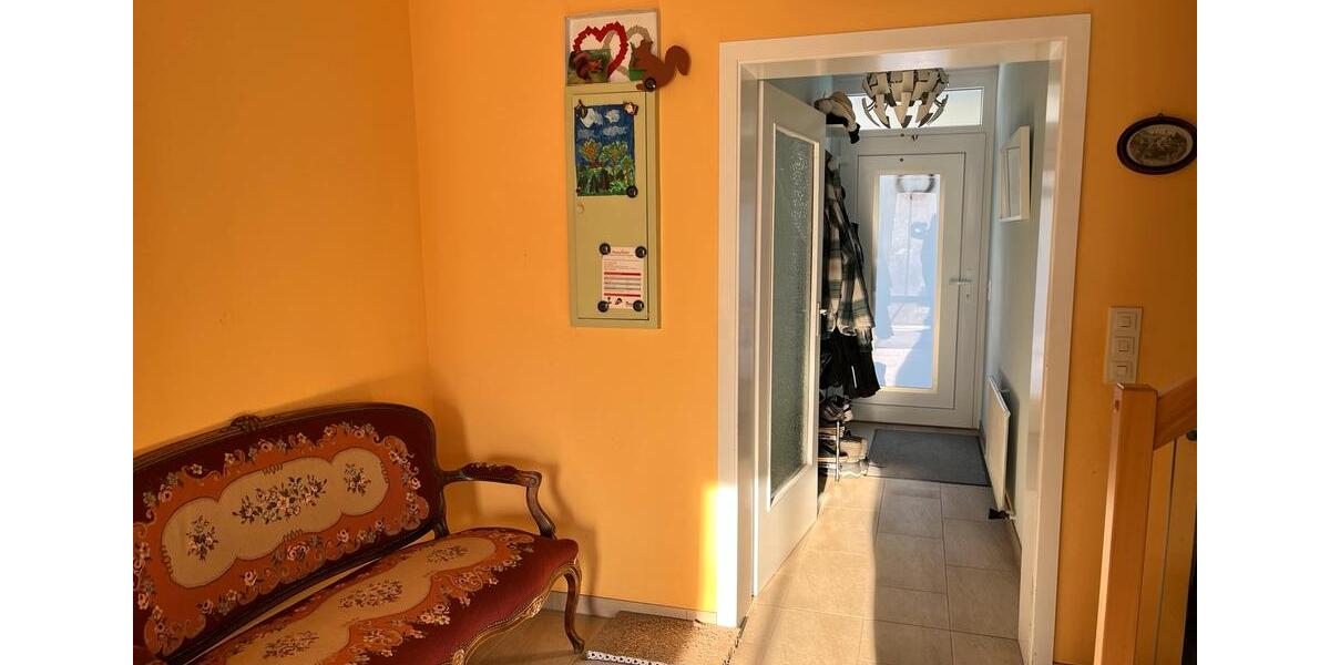 Einfamilienhaus Solingen Central - 4 Zimmer, 120 m&sup2;, 500.000&euro; | Angebot:25224889