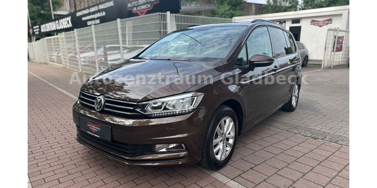 VW Touran 143.000 km 13.490 &euro; Gladbeck 45968