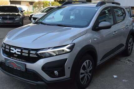 Dacia Sandero 90.000 km 11.750 &euro; Mülheim 45473