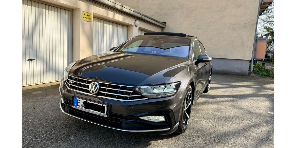 VW Passat 98.500 km 22.500 &euro; Essen 45329