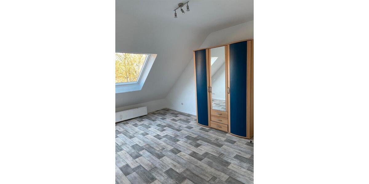 Dachgeschoßwohnung Mülheim an der Ruhr Mellinghofen - 1.5 Zimmer, 35 m&sup2;, 350&euro; | Angebot:26019158