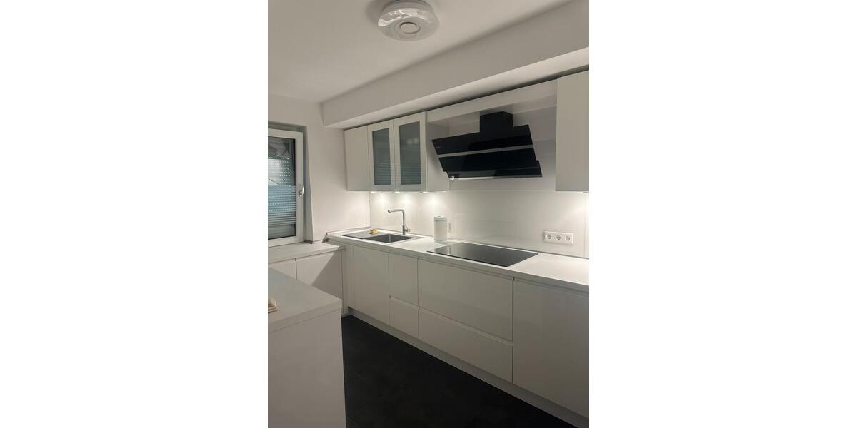 Etagenwohnung Erkrath - 2.5 Zimmer, 84 m&sup2;, 1.500&euro; | Angebot:27544599