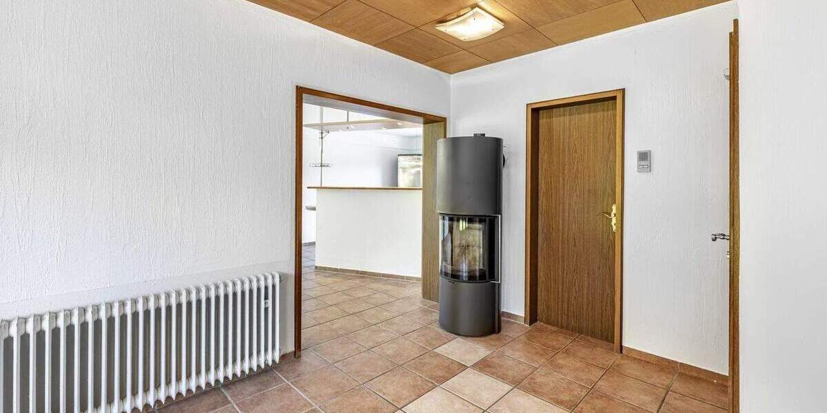 Einfamilienhaus Remscheid Lüttringhausen - 7 Zimmer, 230 m&sup2;, 576.000&euro; | Angebot:25862313
