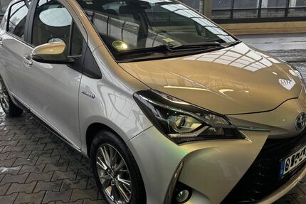 Toyota Yaris 75.600 km 11.900 &euro; Duisburg 47167