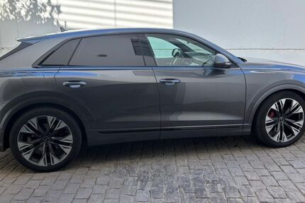 Audi Q8 43.850 km 69.600 &euro; Meerbusch 40667