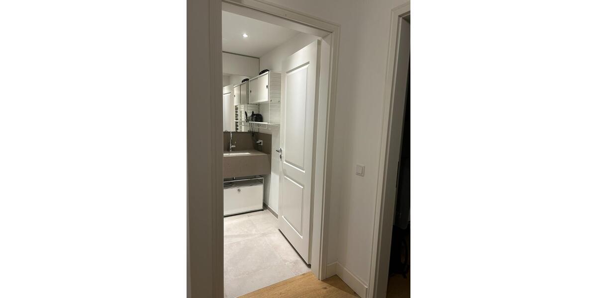 Etagenwohnung Düsseldorf Stadtbezirk 2 - 2 Zimmer, 67 m&sup2;, 1.206&euro; | Angebot:25637319