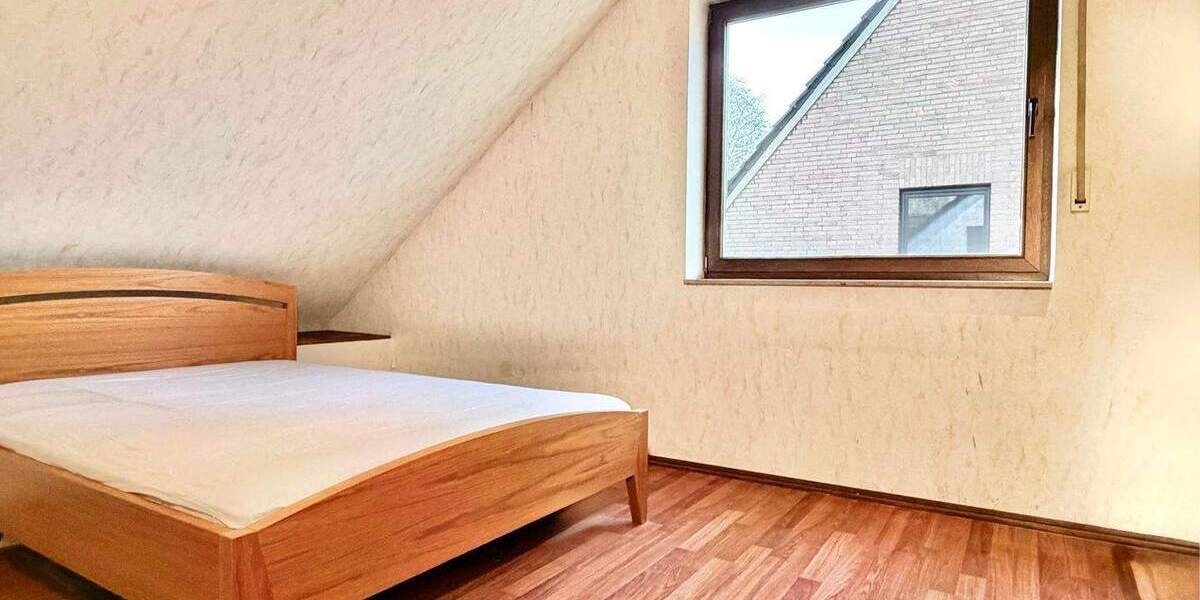 Mehrfamilienhaus, Wohnhaus Duisburg Hochemmerich - 4 Zimmer, 99 m&sup2;, 295.000&euro; | Angebot:25734976