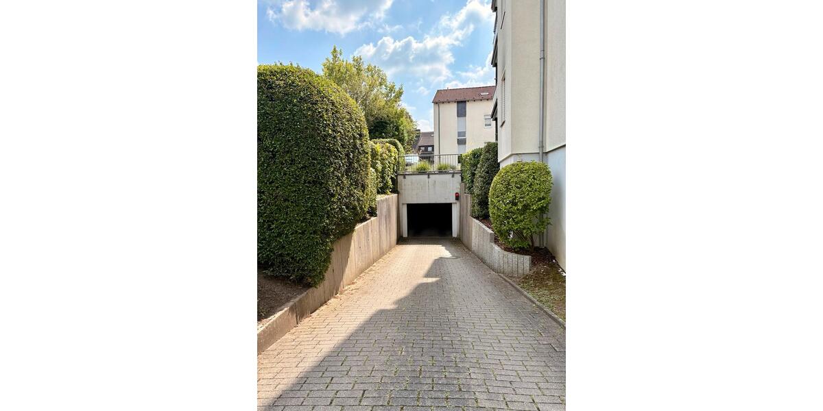 Dachgeschoßwohnung Hattingen Blankenstein - 4 Zimmer, 98 m&sup2;, 210.000&euro; | Angebot:26035213