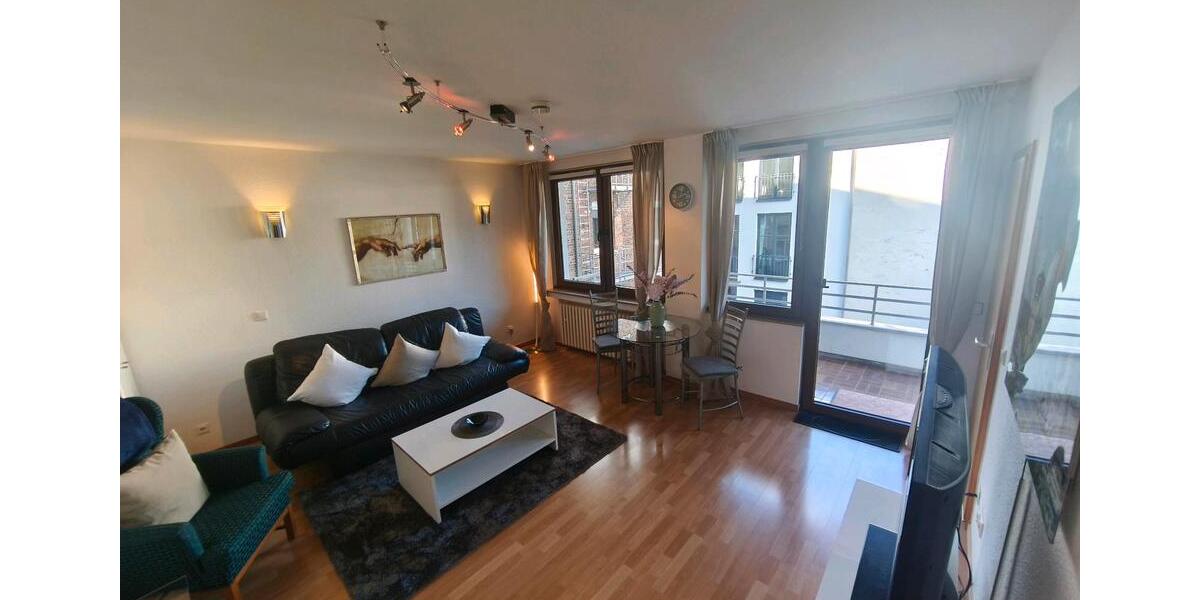 Etagenwohnung Düsseldorf Pempelfort - 1 Zimmer, 36 m&sup2;, 1.200&euro; | Angebot:25047333