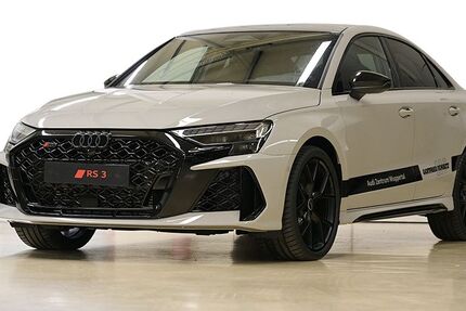 Audi RS3 1.500 km 85.810 &euro; Wuppertal 42109