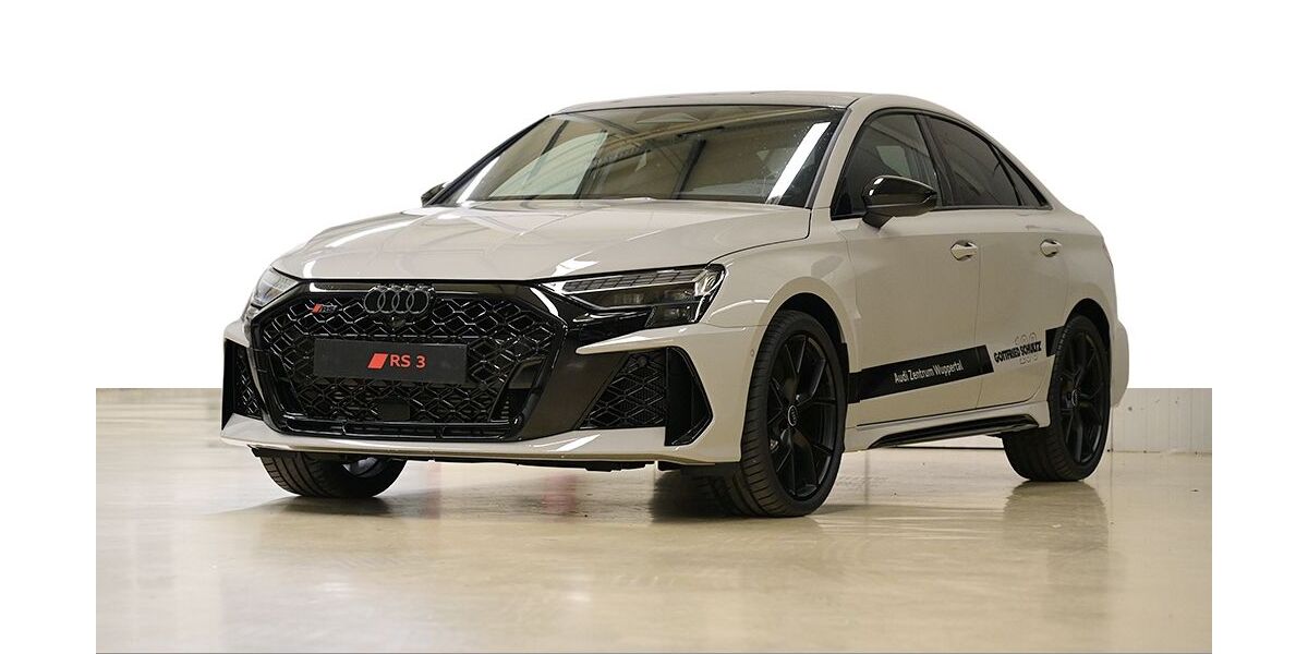 Audi RS3 1.500 km 85.810 &euro; Wuppertal 42109