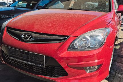Hyundai i30 221.100 km 2.690 &euro; Essen 45326