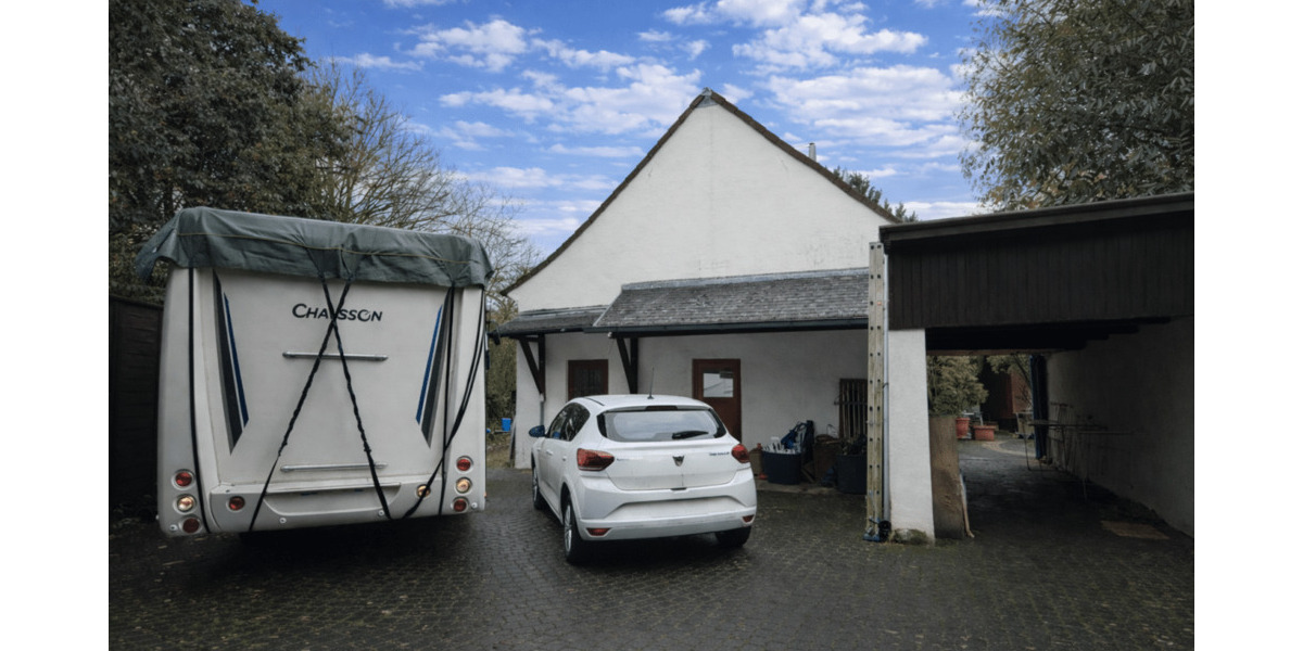 Einfamilienhaus Düsseldorf Wersten - 9 Zimmer, 340 m&sup2;, 800.000&euro; | Angebot:25686772