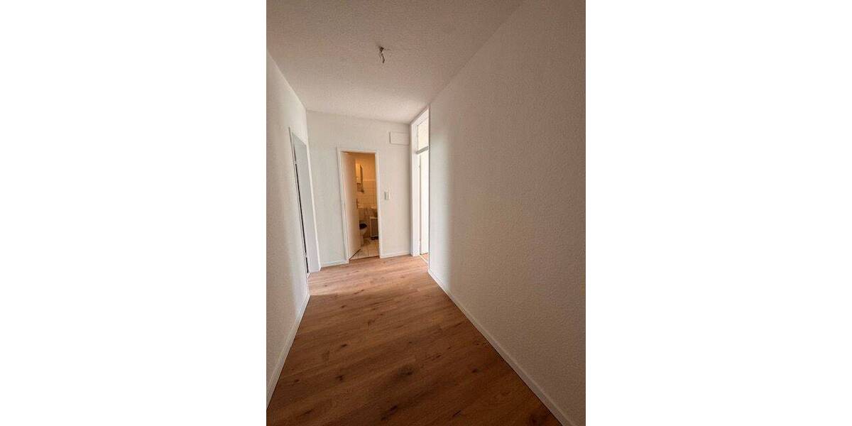Zimmer Wuppertal Elberfeld - 2 Zimmer, 73 m&sup2;, 690&euro; | Angebot:26545352