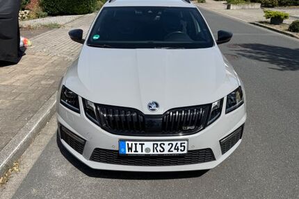 Skoda Octavia 92.000 km 21.900 &euro; Witten 58452