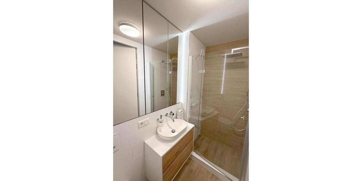 Maisonettenwohnung Düsseldorf Derendorf - 4.5 Zimmer, 100 m&sup2;, 2.100&euro; | Angebot:25637901