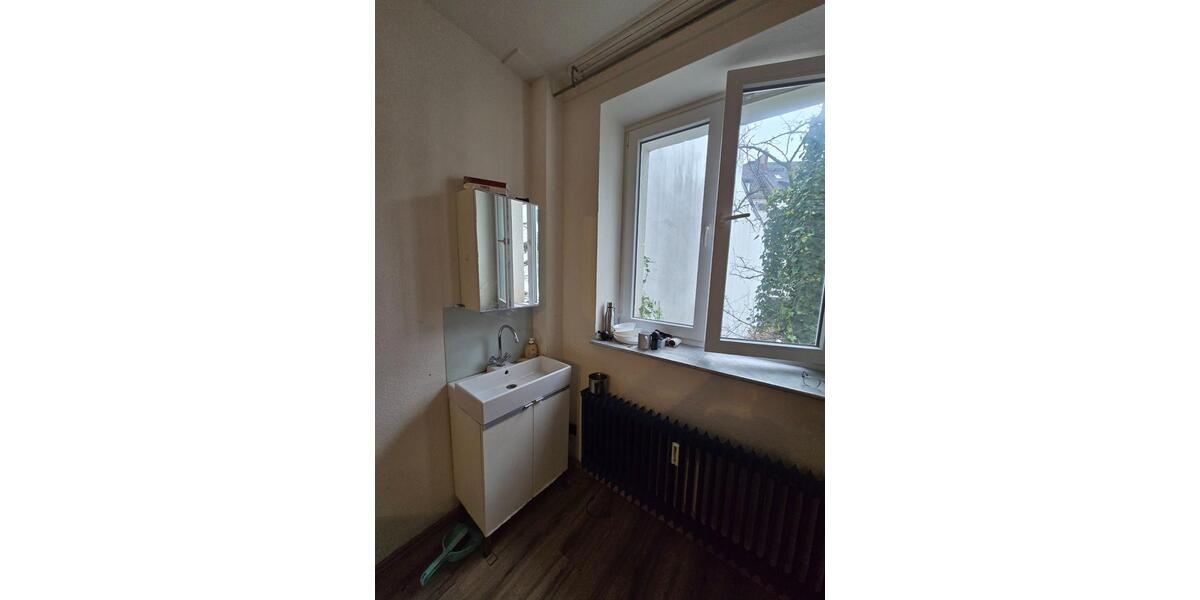 Etagenwohnung Düsseldorf Pempelfort - 1 Zimmer, 1 m&sup2;, 560&euro; | Angebot:25887295