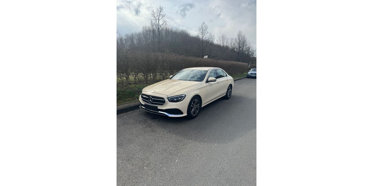 Mercedes-Benz E 220 135.000 km 33.000 &euro; duisburg 47249
