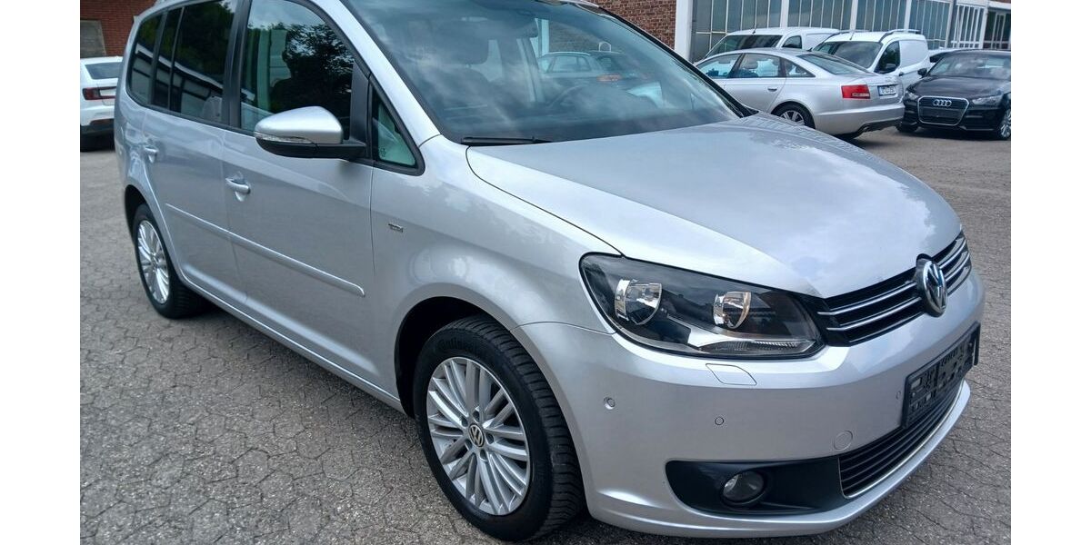 VW Touran 215.500 km 4.990 &euro; Ratingen 40882