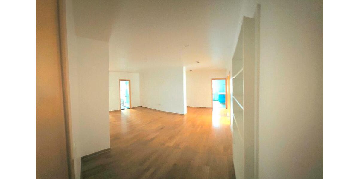 Etagenwohnung Herne Wanne-Bickern - 5 Zimmer, 140 m&sup2;, 2.200&euro; | Angebot:27577487