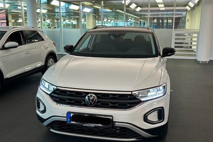 VW T-Roc 47.000 km 18.000 &euro; Düsseldorf 40233
