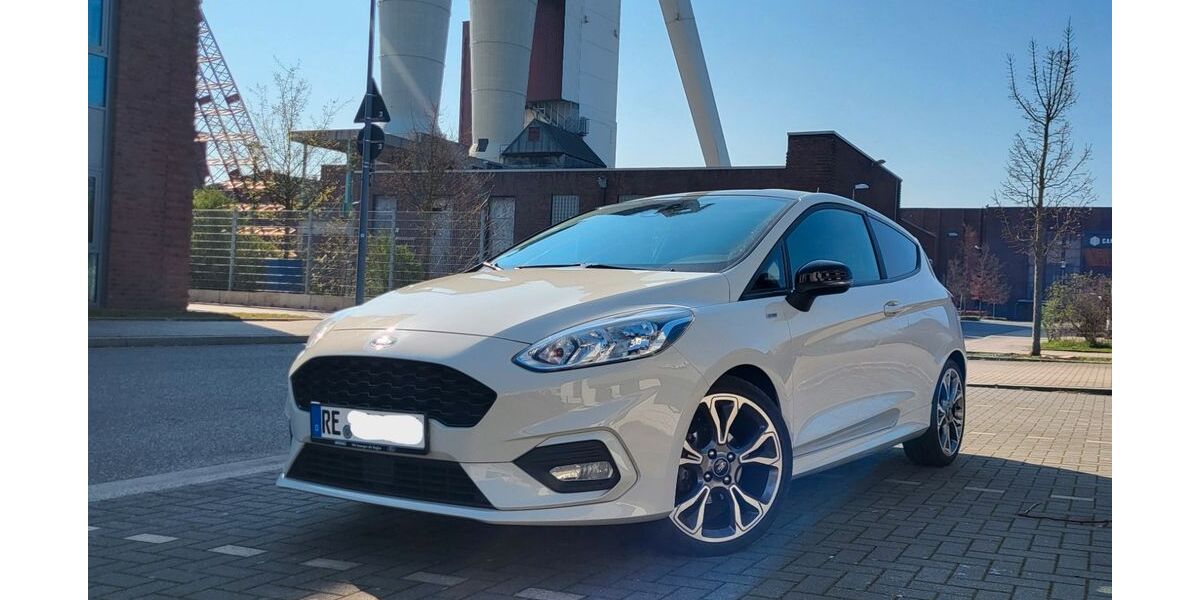 Ford Fiesta 51.200 km 10.900 &euro; Herten 45701