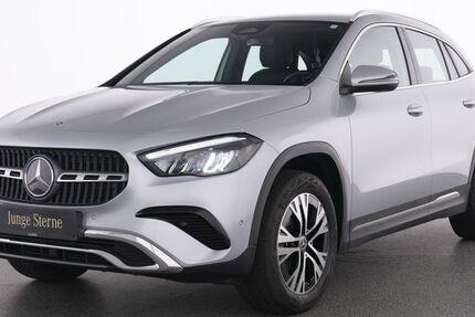 Mercedes-Benz GLA 200 13.693 km 35.585 &euro; Essen 45309