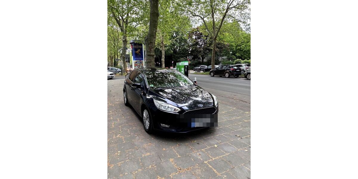 Ford Focus 200.000 km 6.300 &euro; Düsseldorf 40239