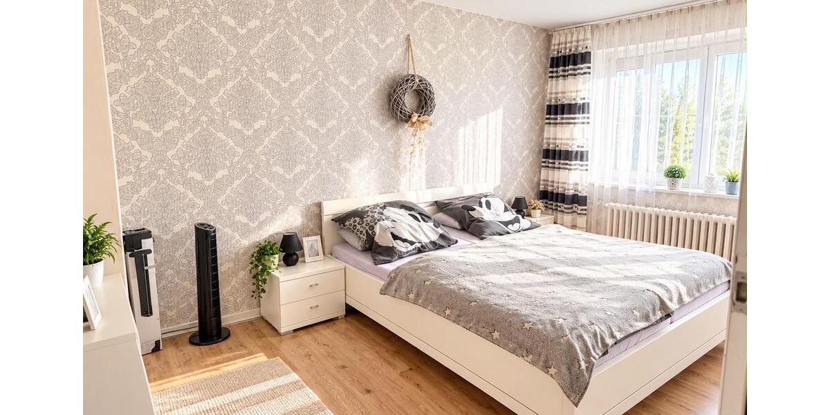 Etagenwohnung Duisburg Mittelmeiderich - 4 Zimmer, 85 m&sup2;, 750&euro; | Angebot:27585776