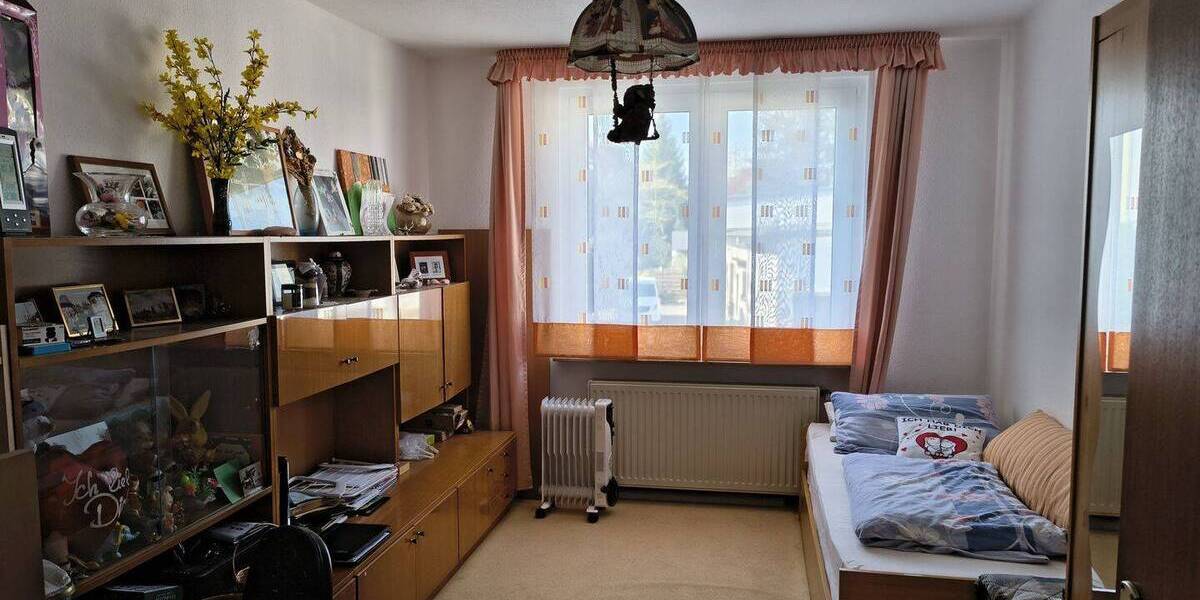 Etagenwohnung Bochum Hofstede - 3 Zimmer, 70 m&sup2;, 120.000&euro; | Angebot:26826801