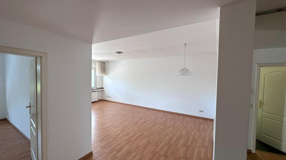 Etagenwohnung Düsseldorf Stadtbezirk 9 - 3 Zimmer, 80 m&sup2;, 1.250&euro; | Angebot:27554909