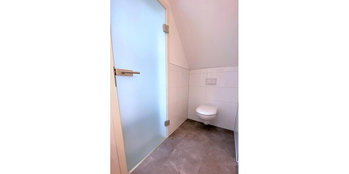 Dachgeschoßwohnung Wuppertal Dönberg - 3 Zimmer, 64 m&sup2;, 770&euro; | Angebot:27572258