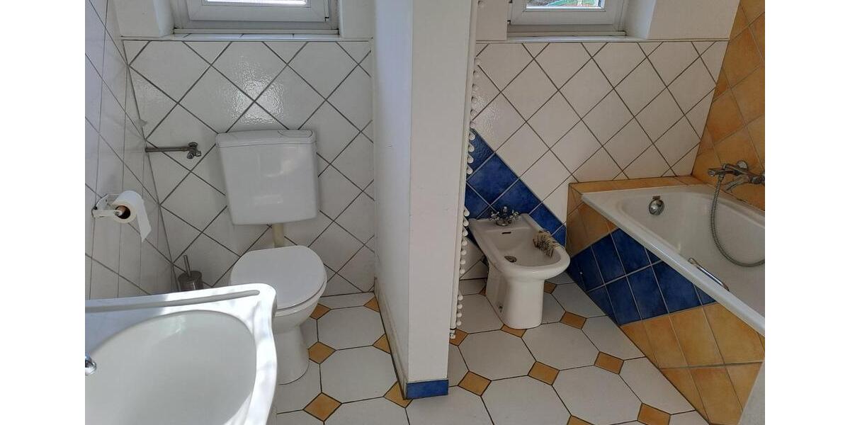 Einfamilienhaus Hattingen Blankenstein - 7 Zimmer, 230 m&sup2;, 650.000&euro; | Angebot:26580422