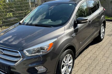Ford Kuga 123.600 km 12.580 &euro; Herne ( Nordrhein-Westfalen ) 44628