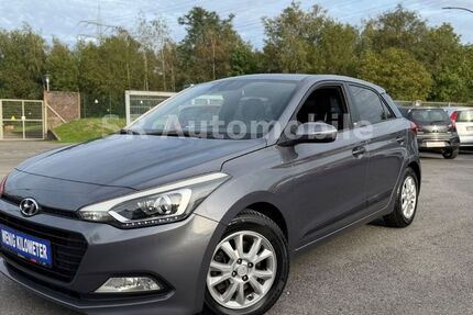 Hyundai i20 82.330 km 8.450 &euro; Bottrop 46238