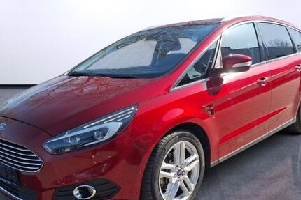 Ford S-Max 111.500 km 16.990 &euro; Gelsenkirchen 45891