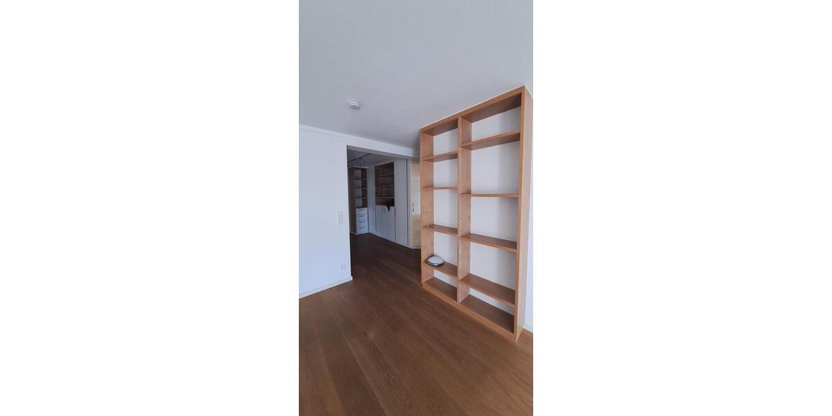 Etagenwohnung Mülheim an der Ruhr Broich - 2 Zimmer, 76 m&sup2;, 950&euro; | Angebot:25803679