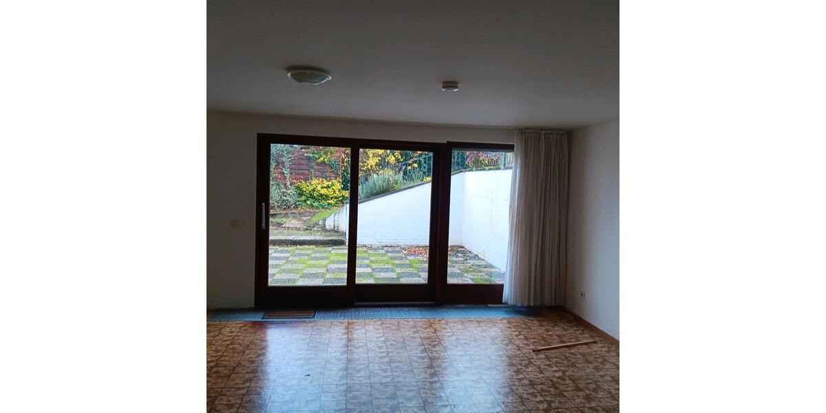 Bungalow Remscheid Lüttringhausen - 5 Zimmer, 130 m&sup2;, 335.000&euro; | Angebot:24772353