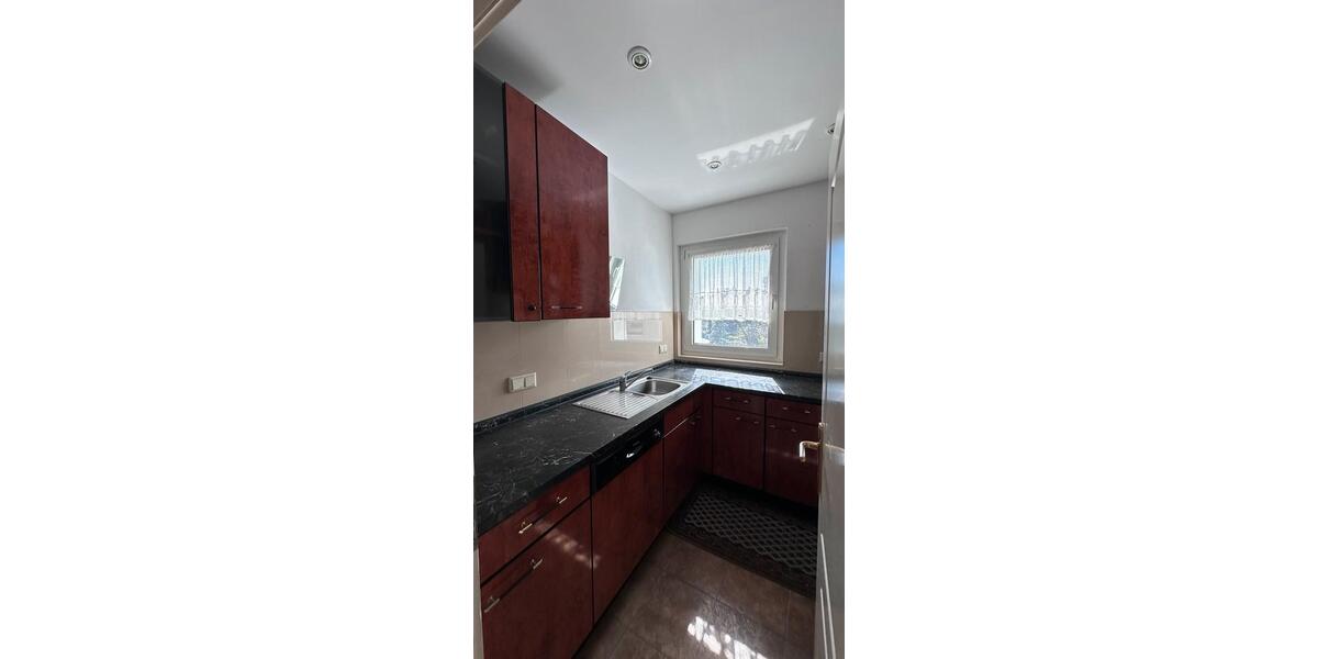 Etagenwohnung Düsseldorf Stadtbezirk 9 - 3 Zimmer, 80 m&sup2;, 1.250&euro; | Angebot:27554909