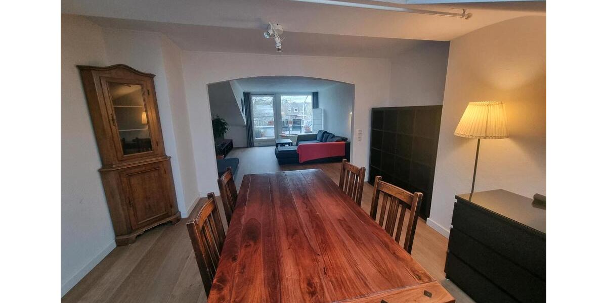 Dachgeschoßwohnung Düsseldorf Stadtbezirk 2 - 2 Zimmer, 66 m&sup2;, 1.686&euro; | Angebot:25892888