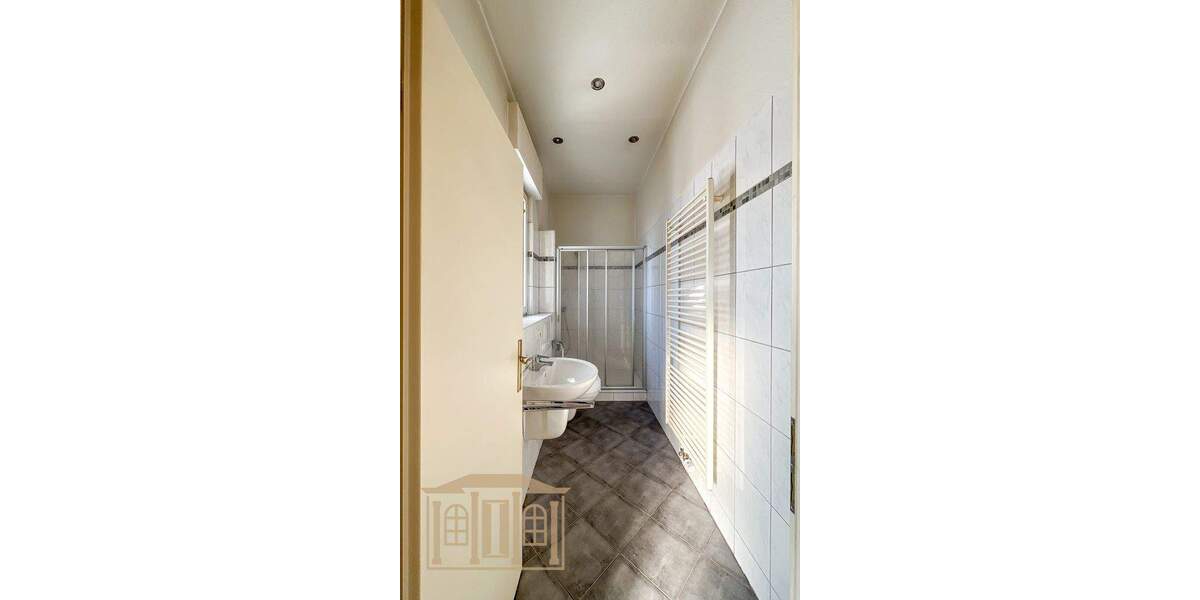 Mehrfamilienhaus, Wohnhaus Wuppertal Cronenberg - 8 Zimmer, 191 m&sup2;, 445.000&euro; | Angebot:25664412