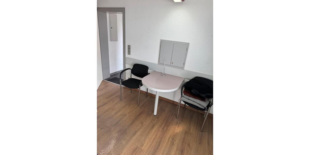 Gewerbeobjekt Solingen Höhscheid - 300&euro; | Angebot:25862528